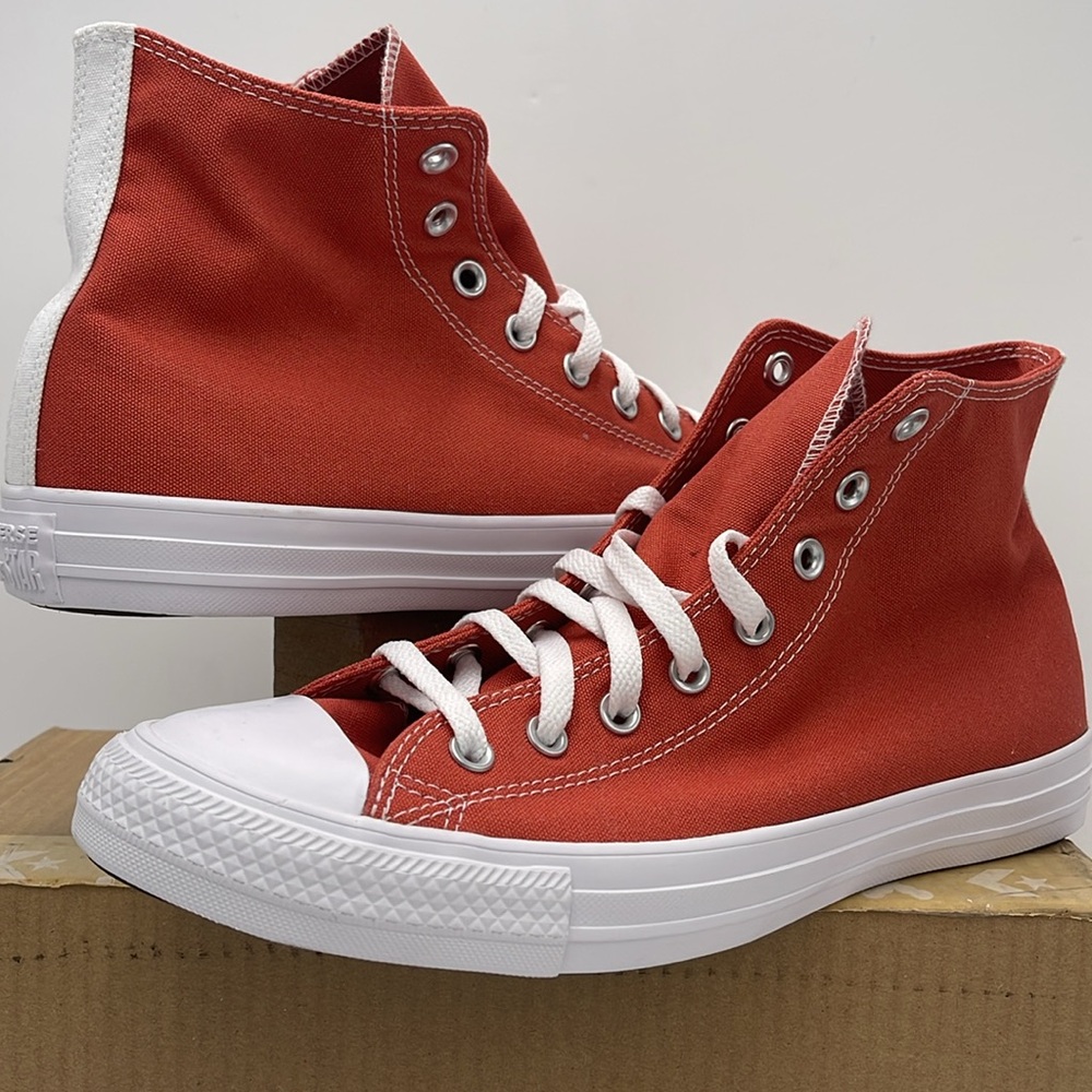 Converse Men’s 152620C Chuck Taylor All Star Canvas
Sneakers - Picture 9 of 16